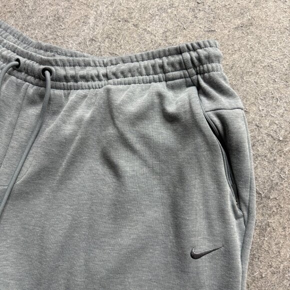 Nike Primary Fleece DRI-FIT UV Performance Joggers Men XL Gray 28" Double Knit - Picture 4 of 16